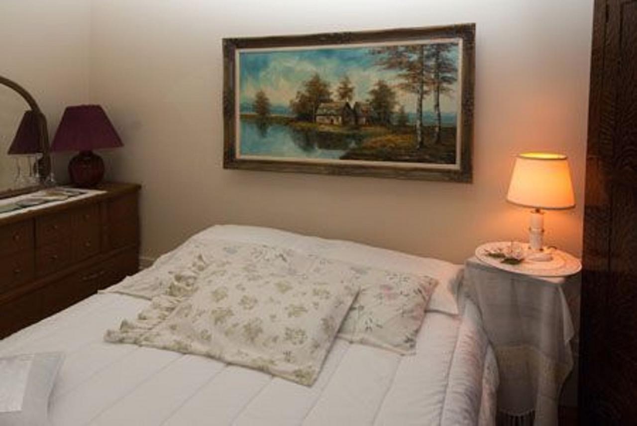 Sommerville Court Motel Bed & Breakfast Lucknow ภายนอก รูปภาพ